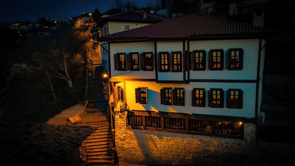 Hanedan Konak Otel 4/47