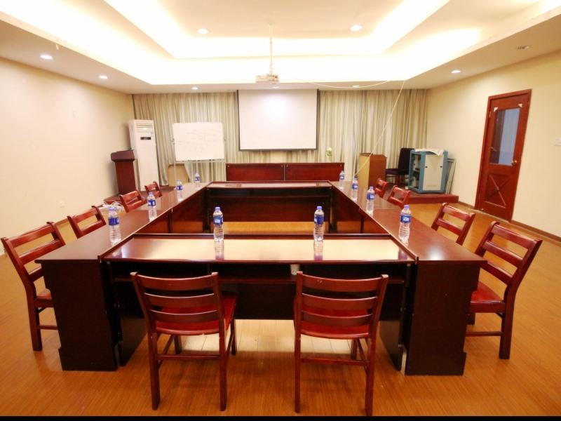 GreenTree Inn Changshu Fangta Park Pedestrian Street Business Hotel 16/21