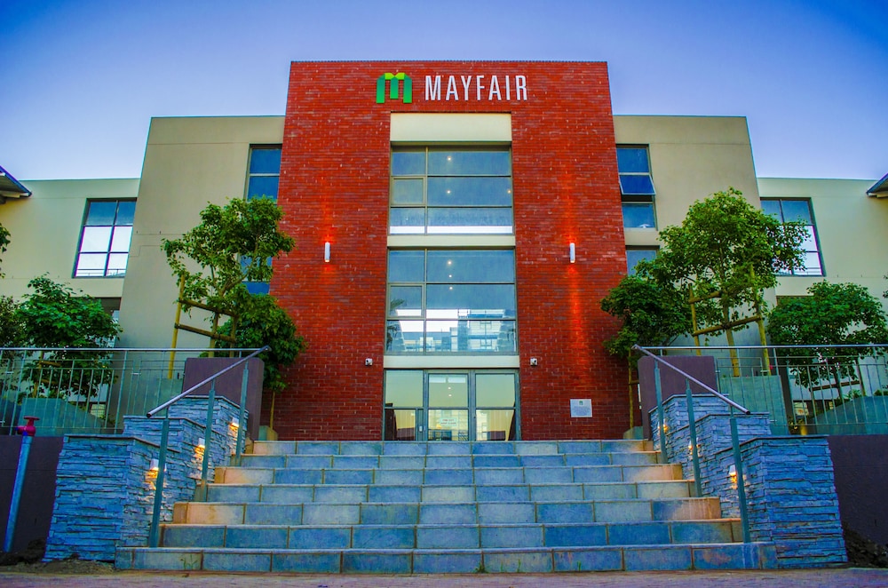 Mayfair Luxury Apartments 1/50