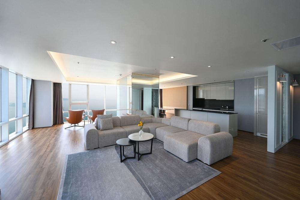Kolon Seacloud Hotel 33/49