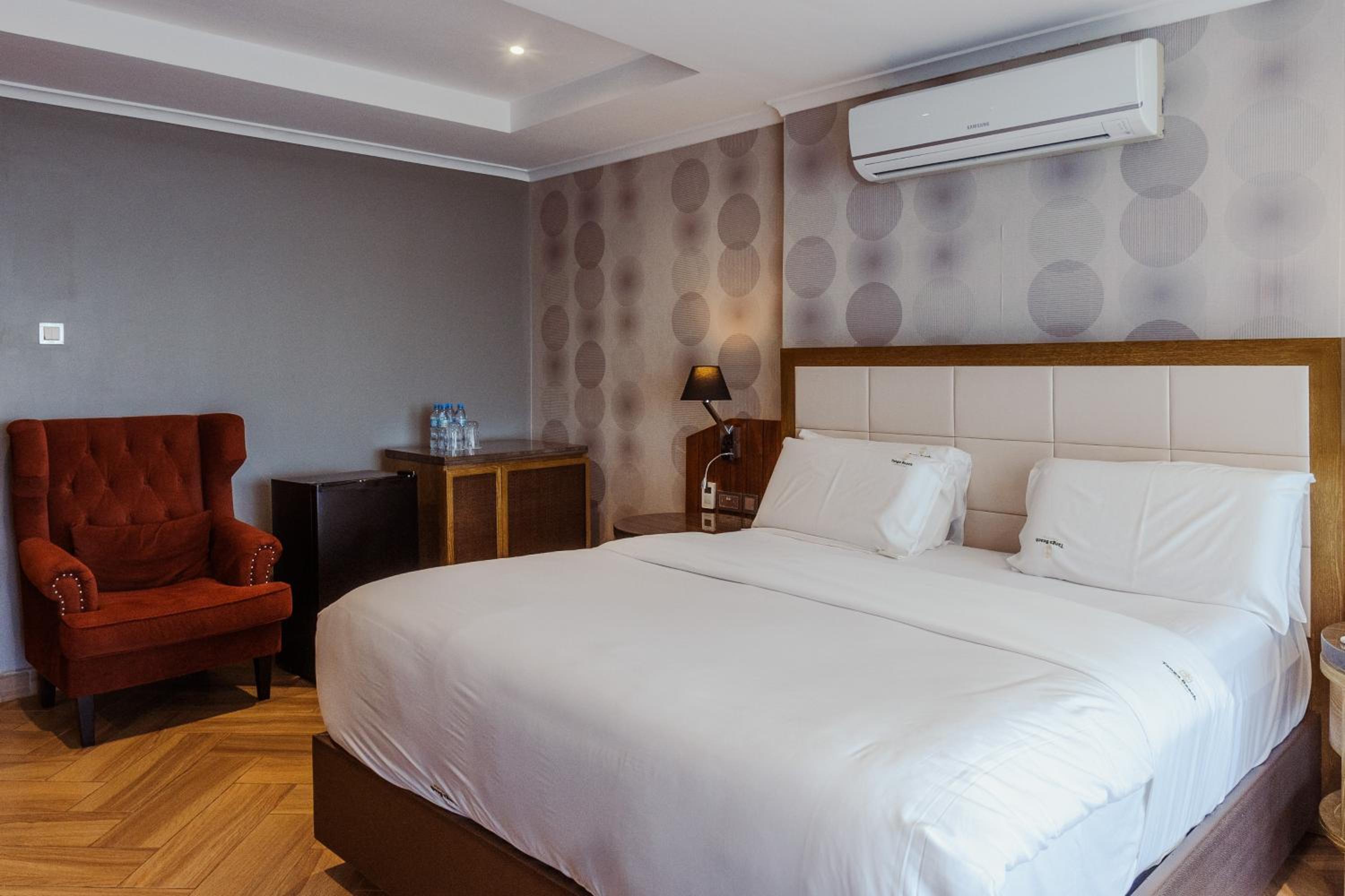 Presidential, Suite