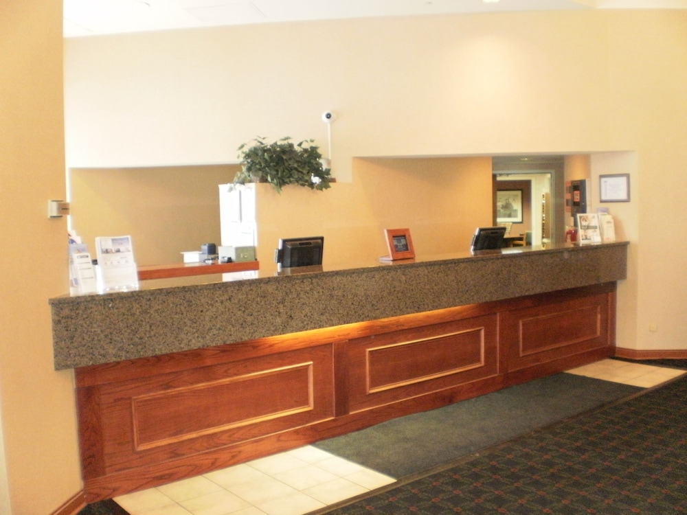 Baymont by Wyndham Shakopee 4/50