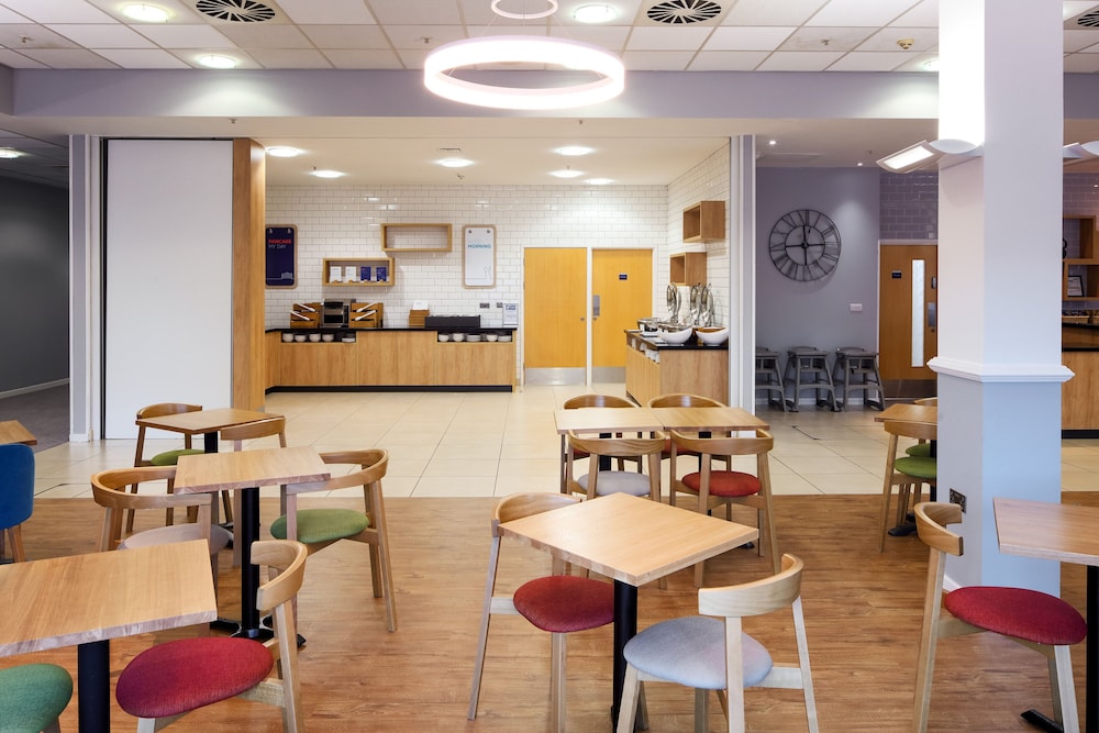 Holiday Inn Express Hull City Centre 62/67