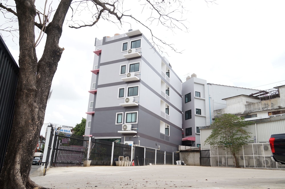 Ma Non Nont Hotel & Apartment 4/61