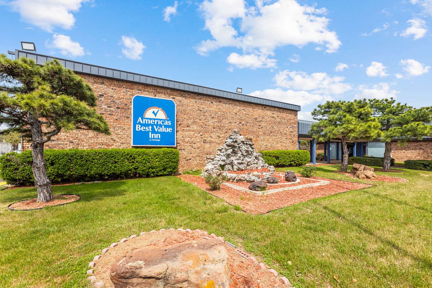Americas Best Value Inn Ft. Worth Hurst 30/37