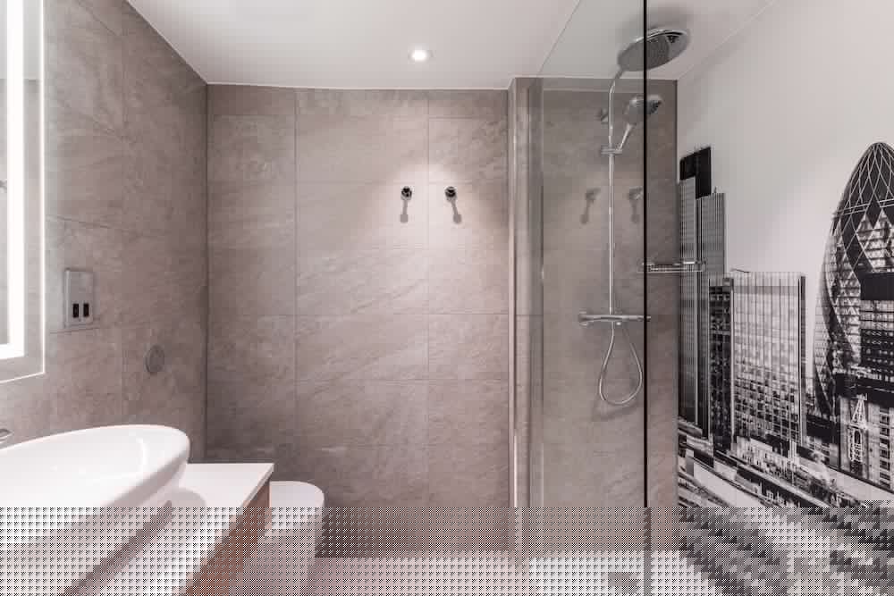 Radisson Red London Heathrow 13/64