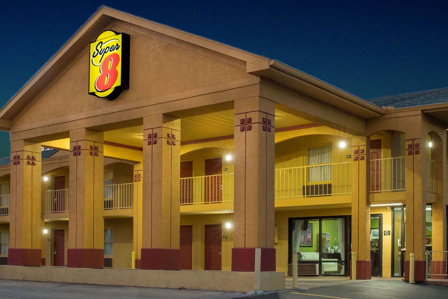 Super 8 by Wyndham Nashville West 1/41