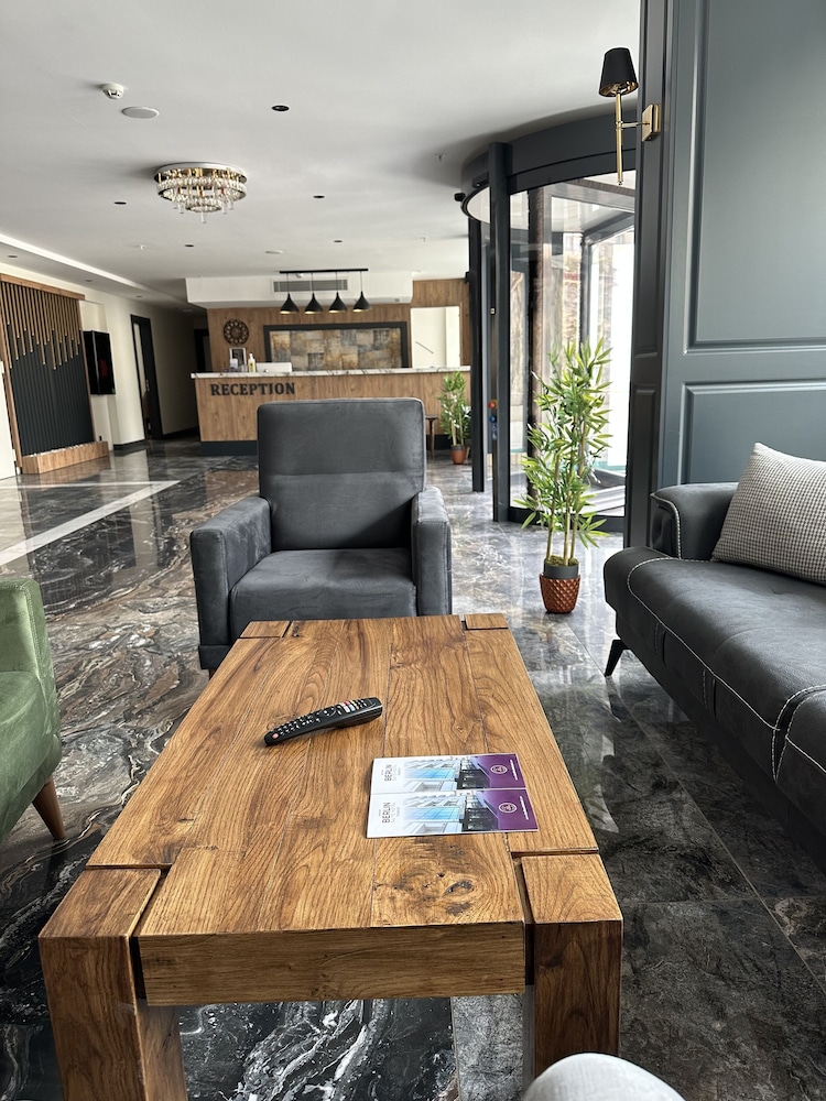Berlin Suite Hotel Trabzon 33/50