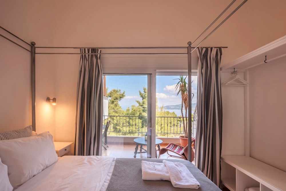 Alterra Vita Apartments 8/50