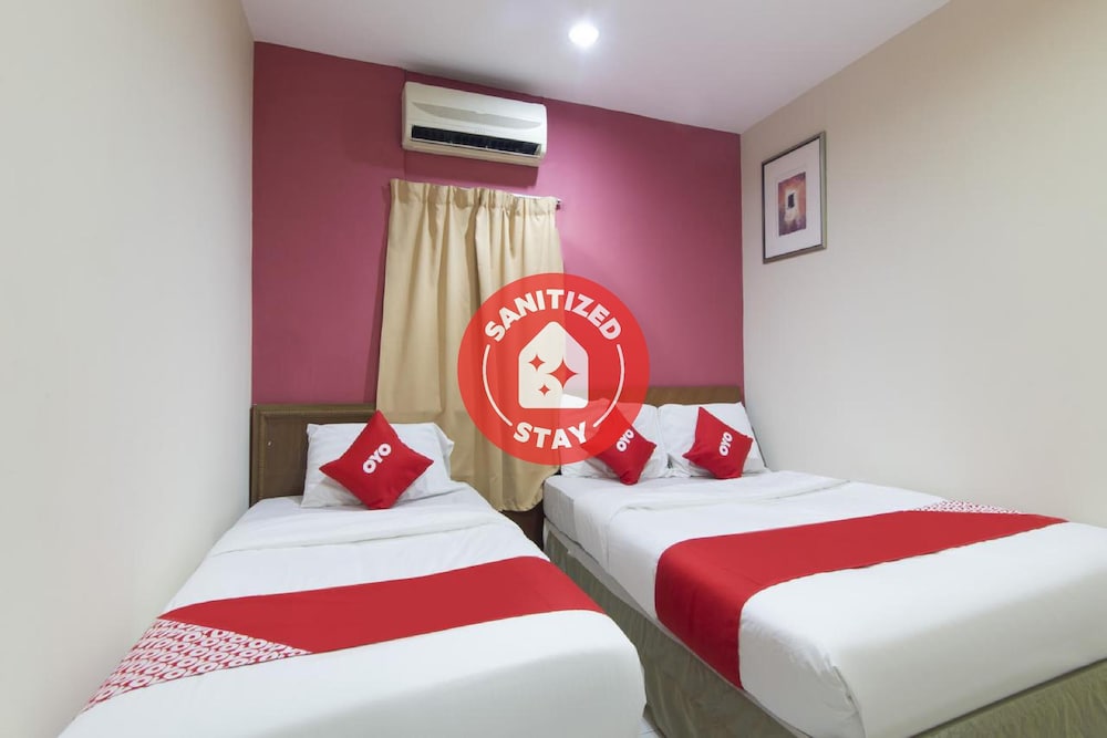 OYO 44100 Hotel Casavilla Petaling Jaya 9/28