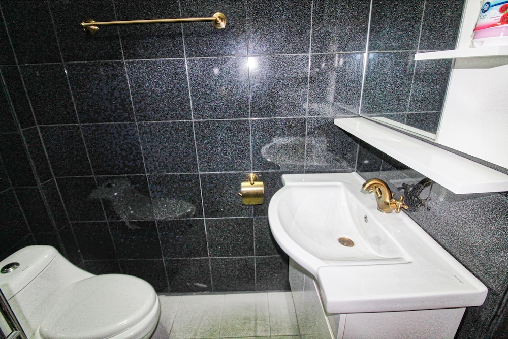 Phratamnak Inn - Hostel 37/77
