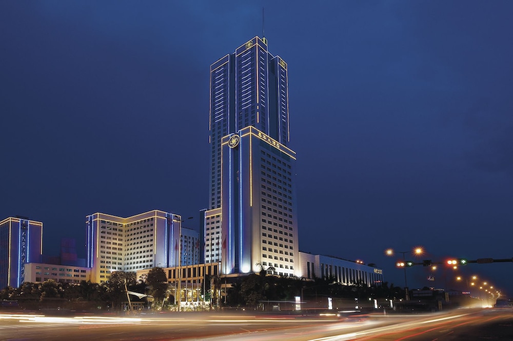 Regal Palace Hotel 4/51