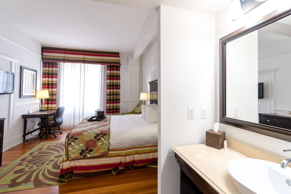 Hotel Gibbs Downtown San Antonio Riverwalk 33/66