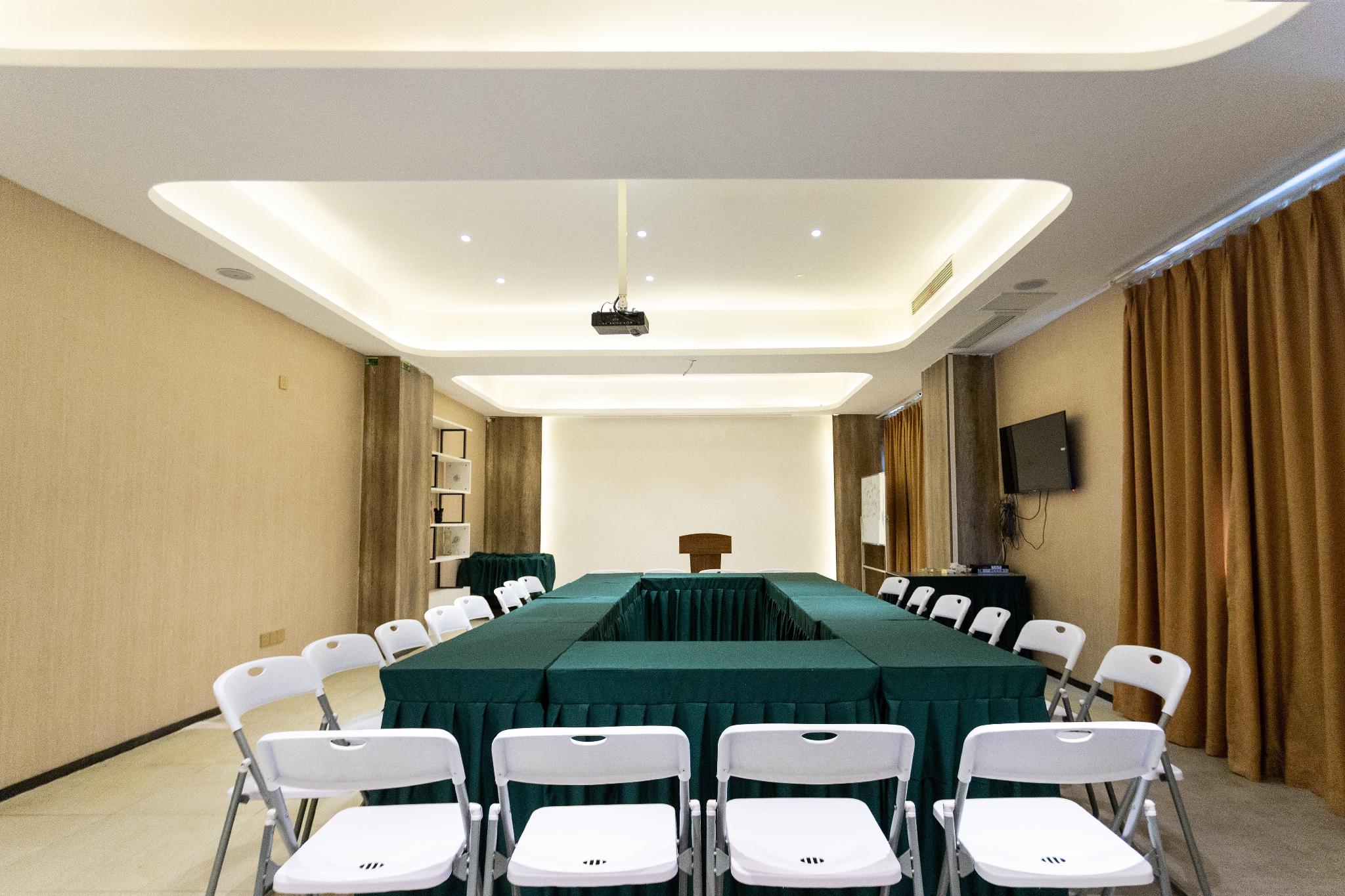 7 days premium hotel (Kaizhou District Government Plaza, Chongqing) 37/47