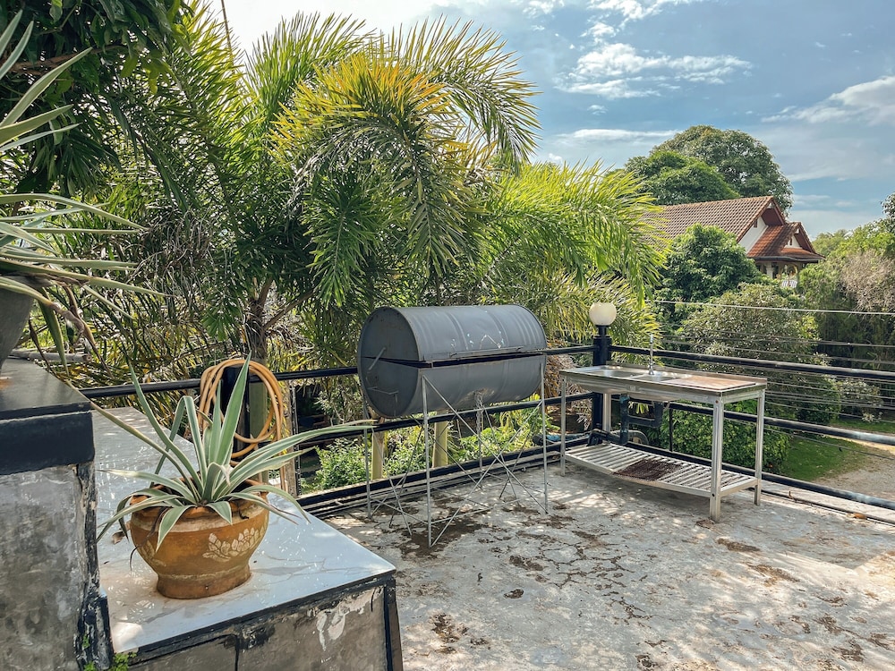 Baan Mee Phuket 37/55