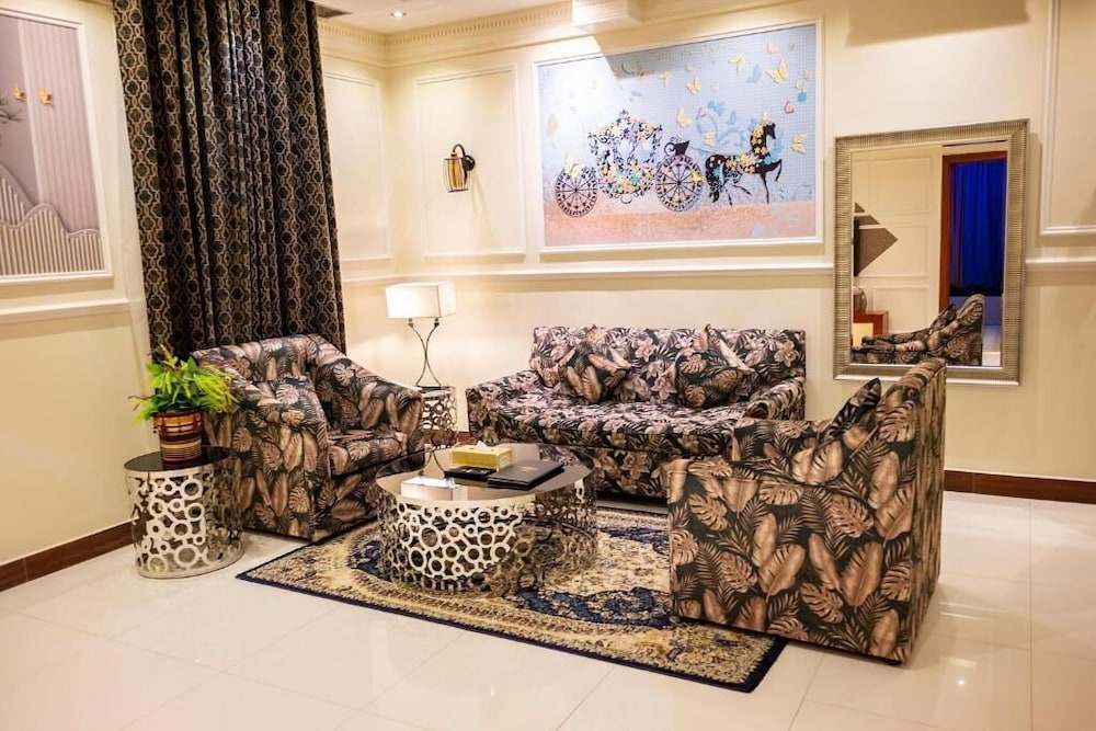 فندق ميرال كراون(Meral Crown Hotel) 45/62