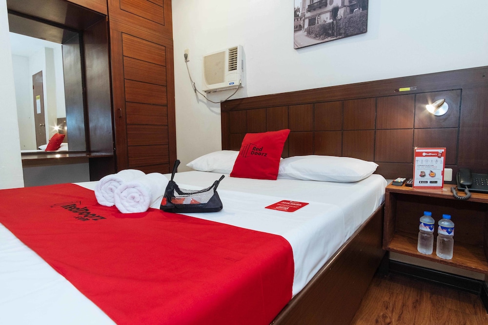 Reddoorz San Antonio Makati 35/49