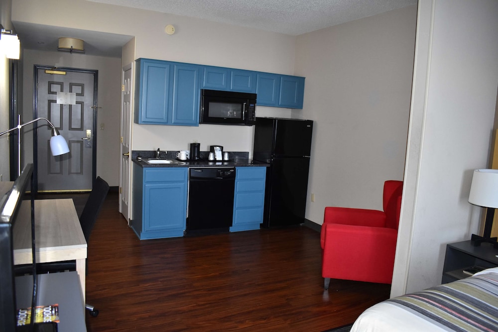 Country Inn and Suites By Radisson, Hagerstown, MD 33/39