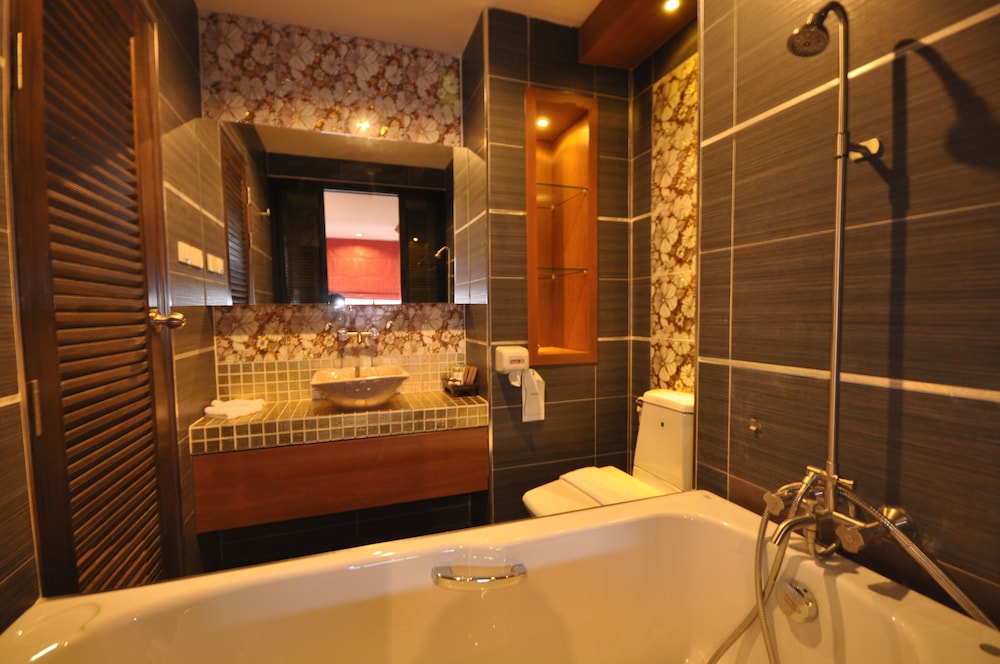Chalelarn Hotel 29/41