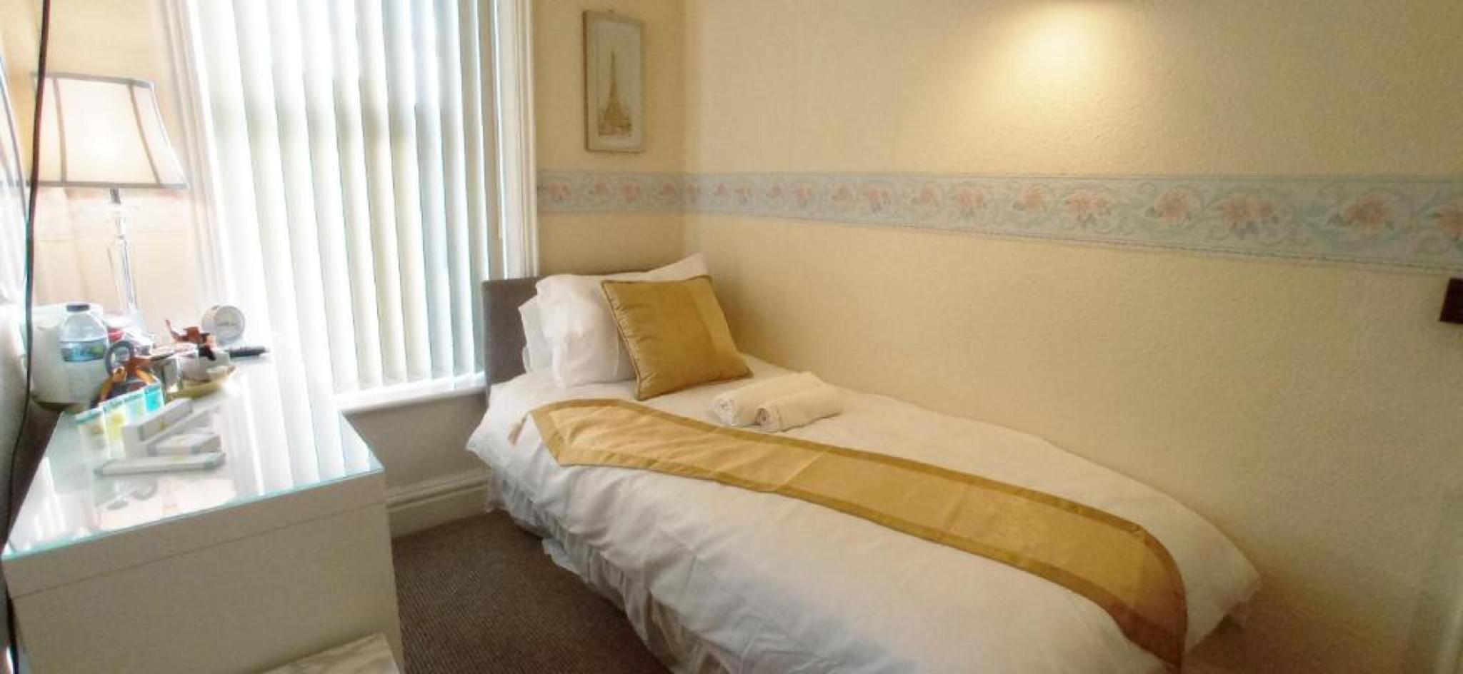 OYO Lily Hotel Blackpool photo5