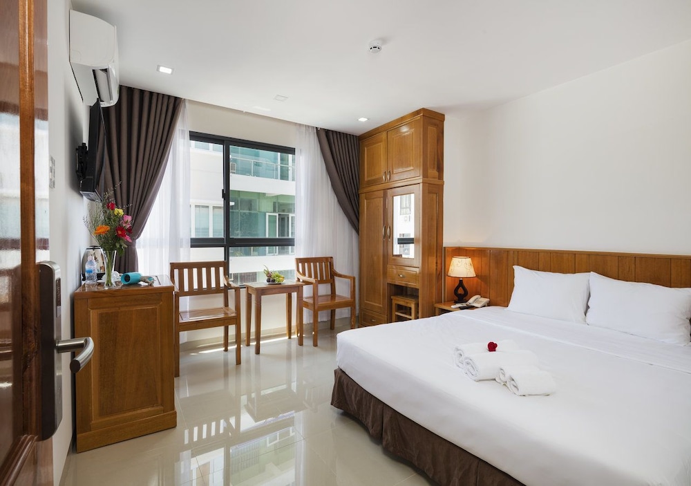 Royal Hotel Nha Trang 38/55