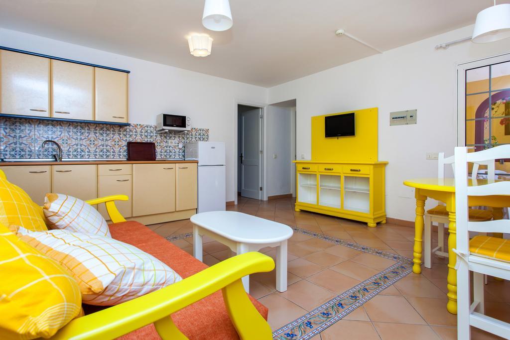 Maxorata Beach Apartments 17/36