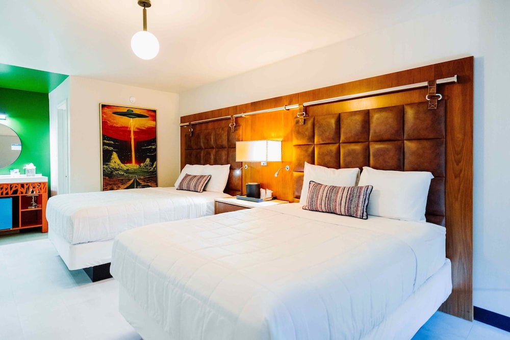 Heights House Hotel - Houston Heights Downtown, an Ascend Collection Hotel 18/48