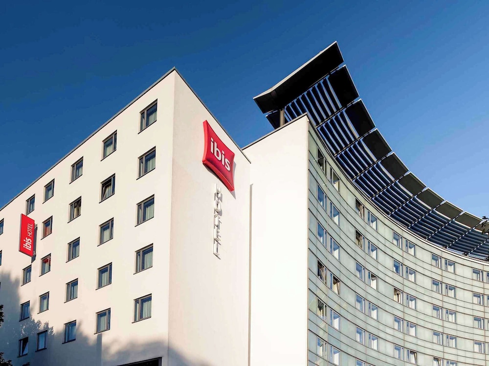 IBIS BERLIN MITTE HOTEL 4/73