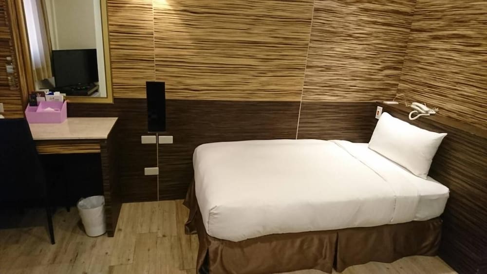Kaishen Hotel 25/30