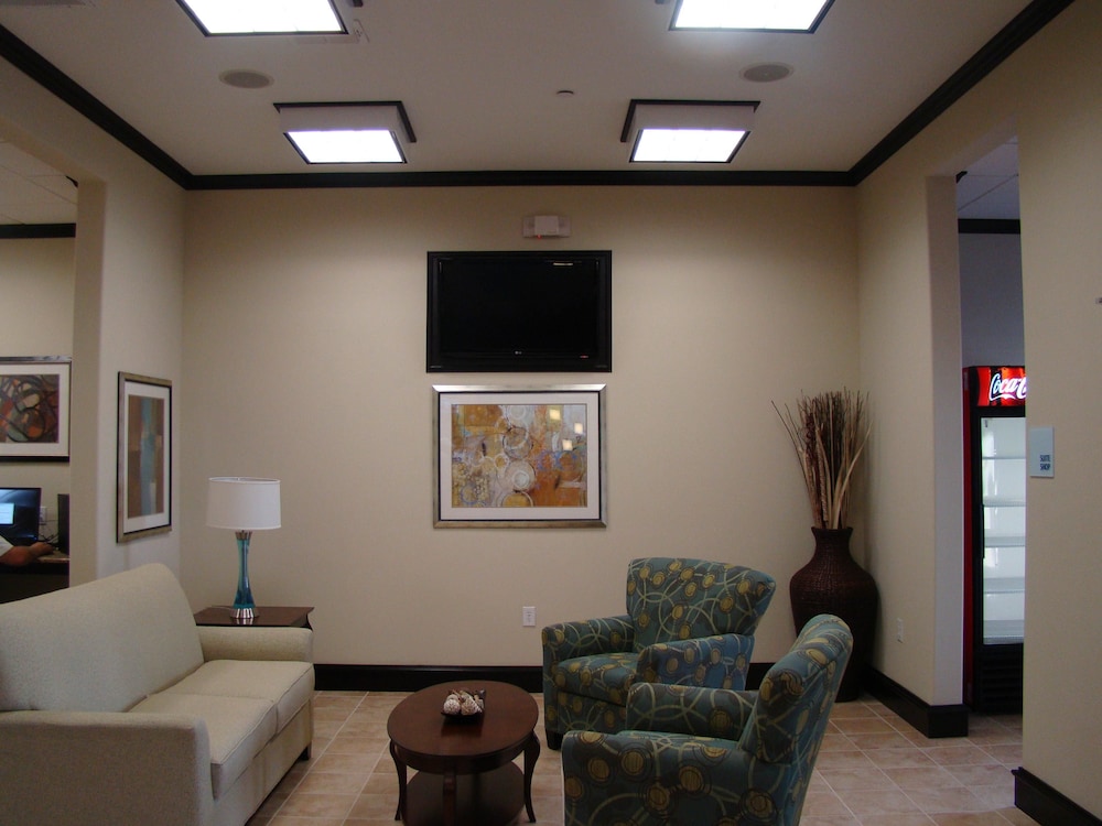 Holiday Inn Express Suites Brownfield 39/54