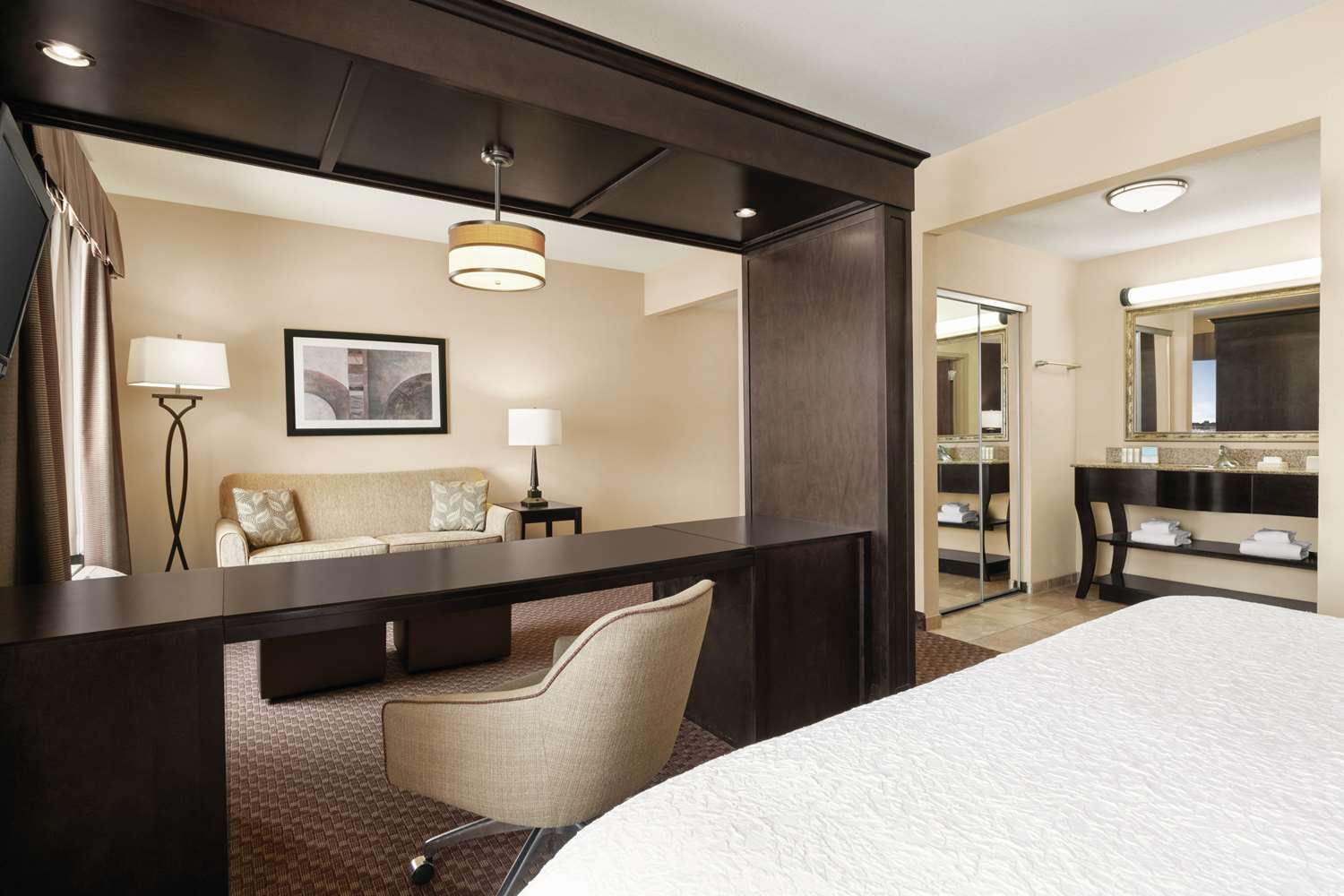 Studio, Suite, King Bed, Sofa