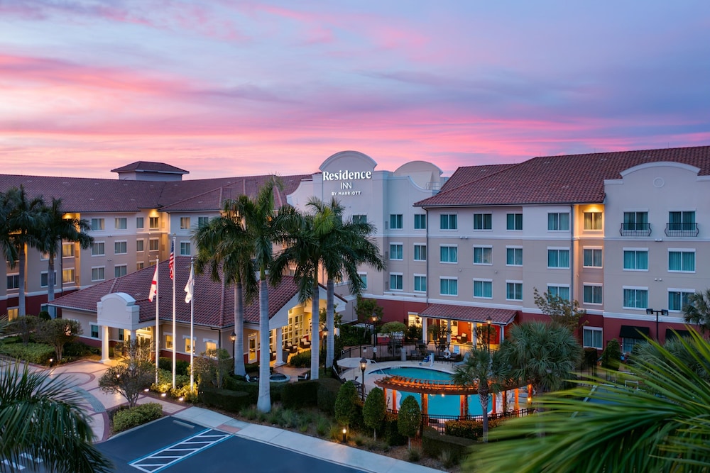 Residence Inn Fort Myers at I-75 and Gulf Coast Town Center 2/53