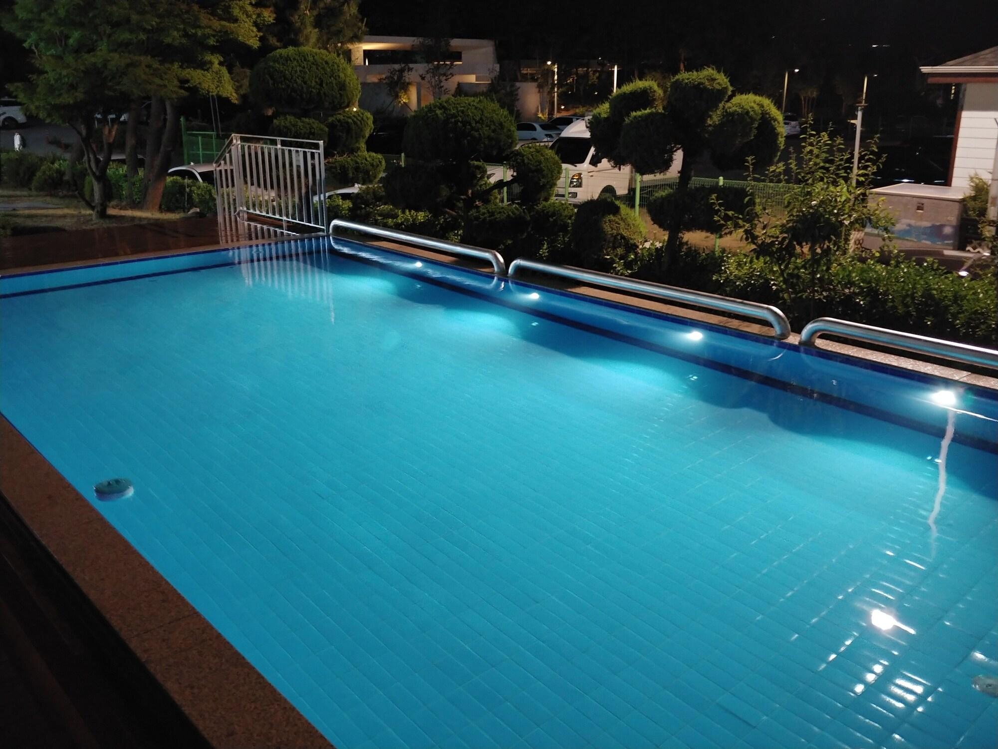 Gyungpo Beach Hotel 69/69