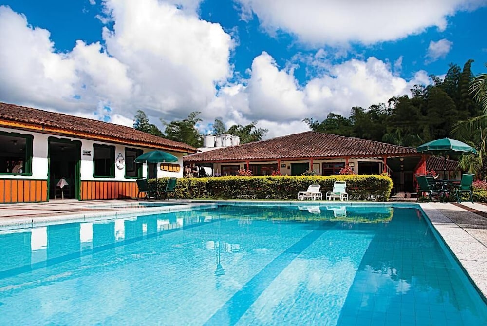 La Floresta Hotel Campestre 4/55