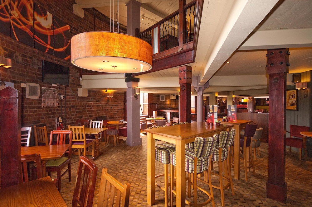 Premier Inn Falkirk Central 21/31