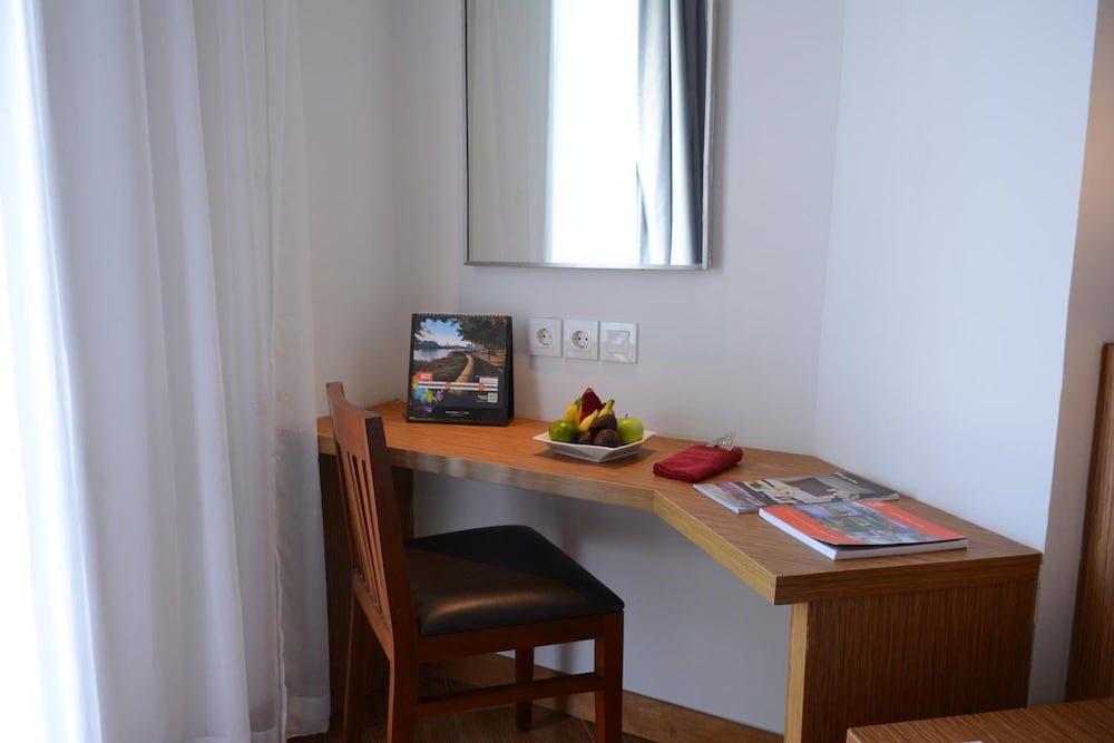 Swiss-Belinn Luwuk 33/39