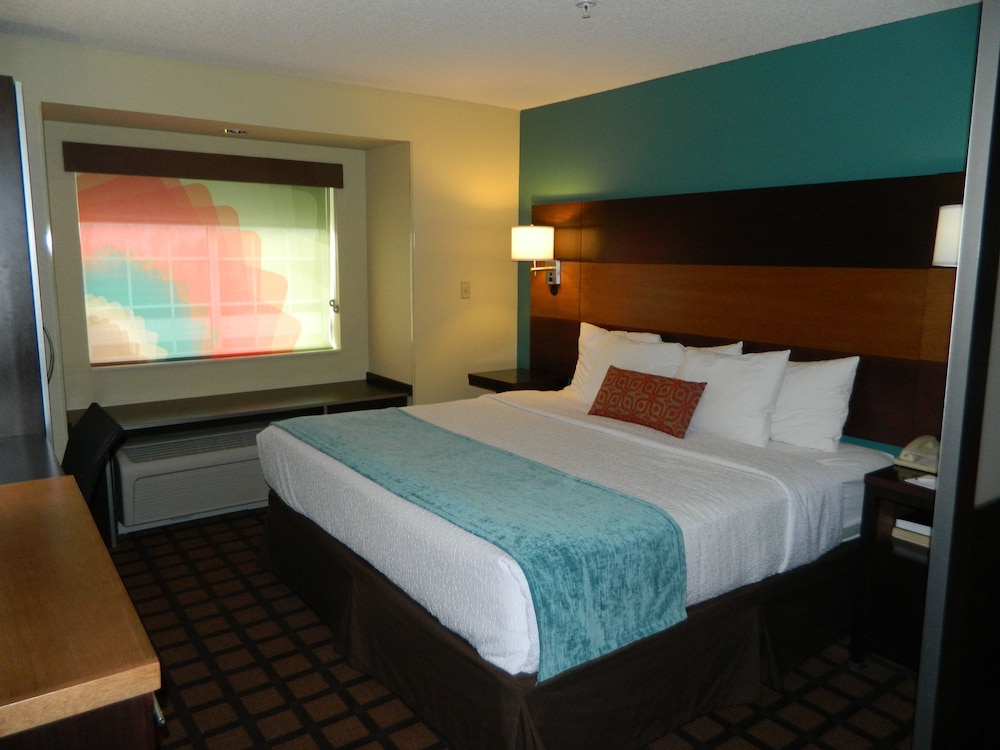 Best Western Plus Harrisburg Mechanicsburg 13/36