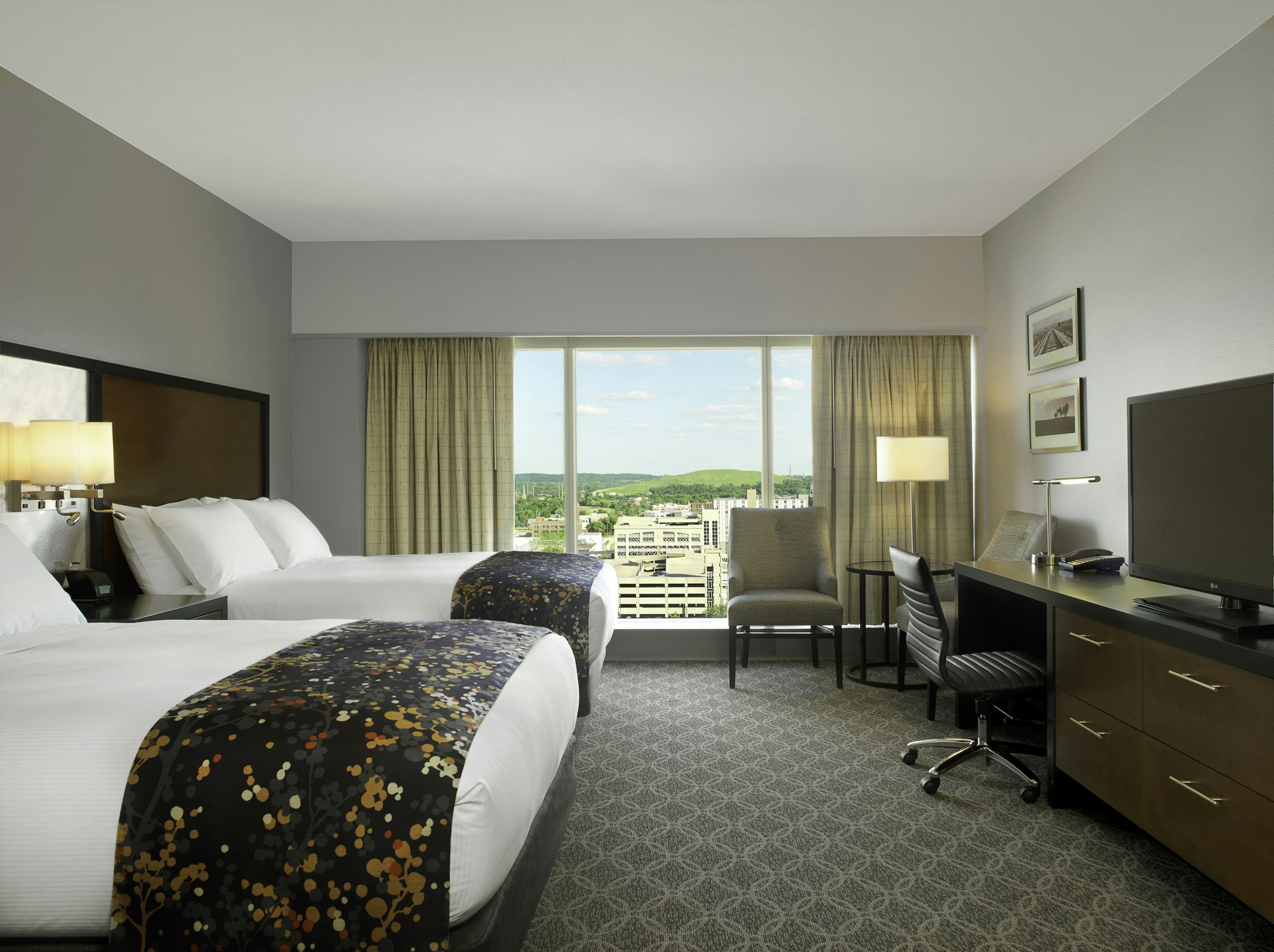 ROOM, 2 DOUBLE BEDS, CITY VIEW, ACCESSIBLE