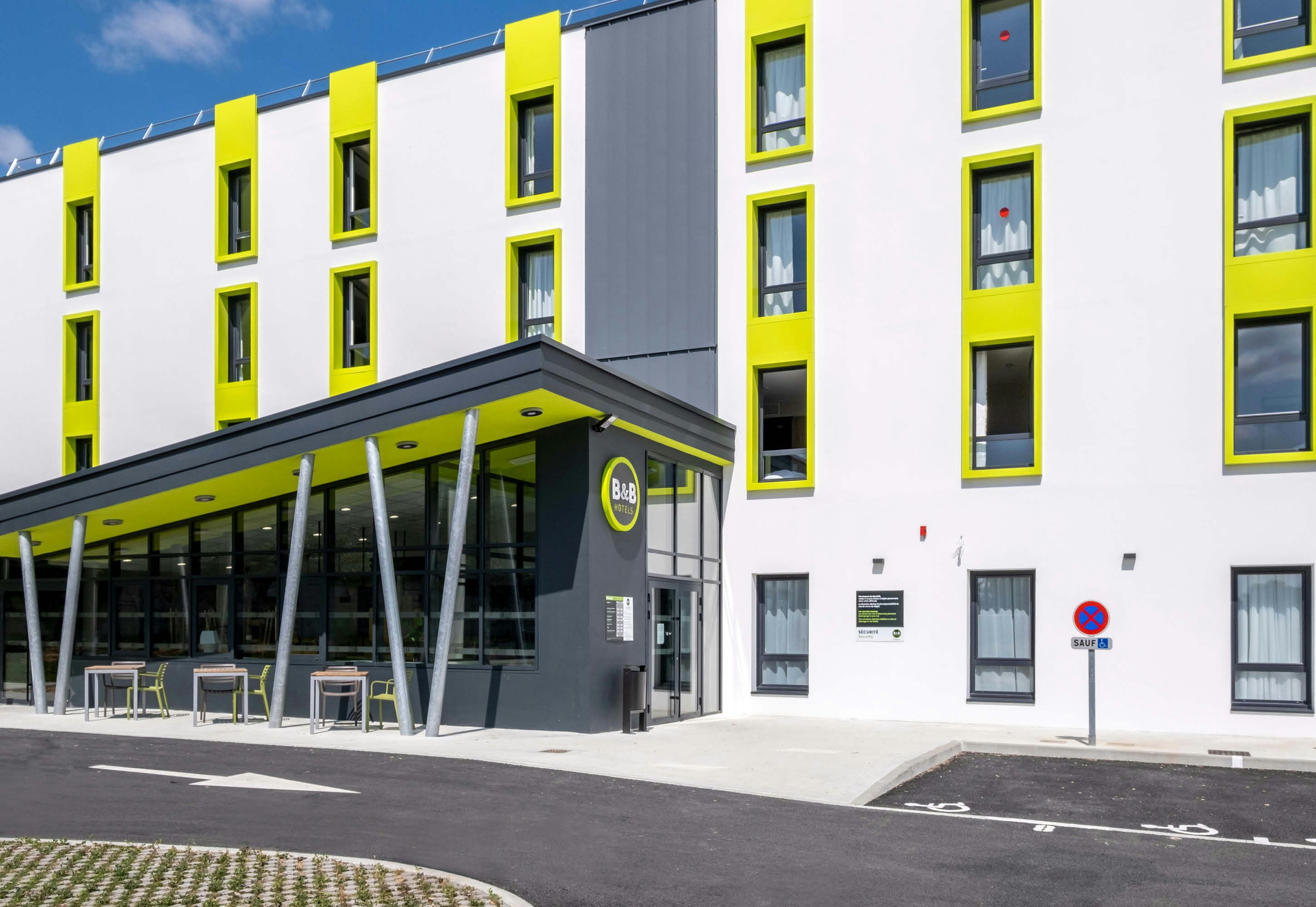B&B Hotel Saintes in SAINTES