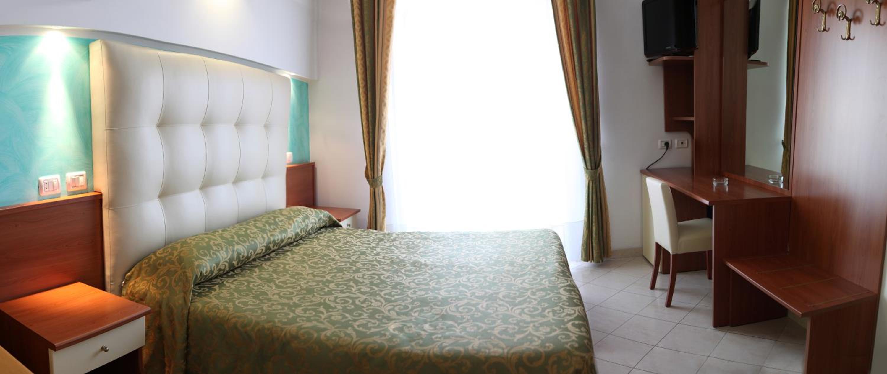 Hotel Gabbiano 35/50