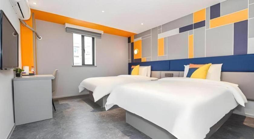 7 Days Inn Kunming Railway Station Civil Aviation Airport Bus Station 23/48
