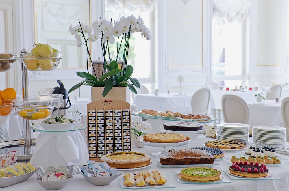 Hotel de Paris Sanremo 56/67