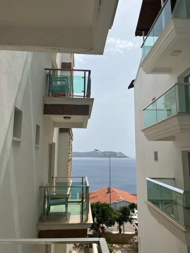 Kas Maki Hotel 6/50