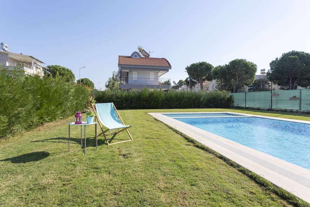 Ev Villas 38/50