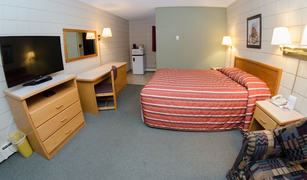 Plains Motel 17/45