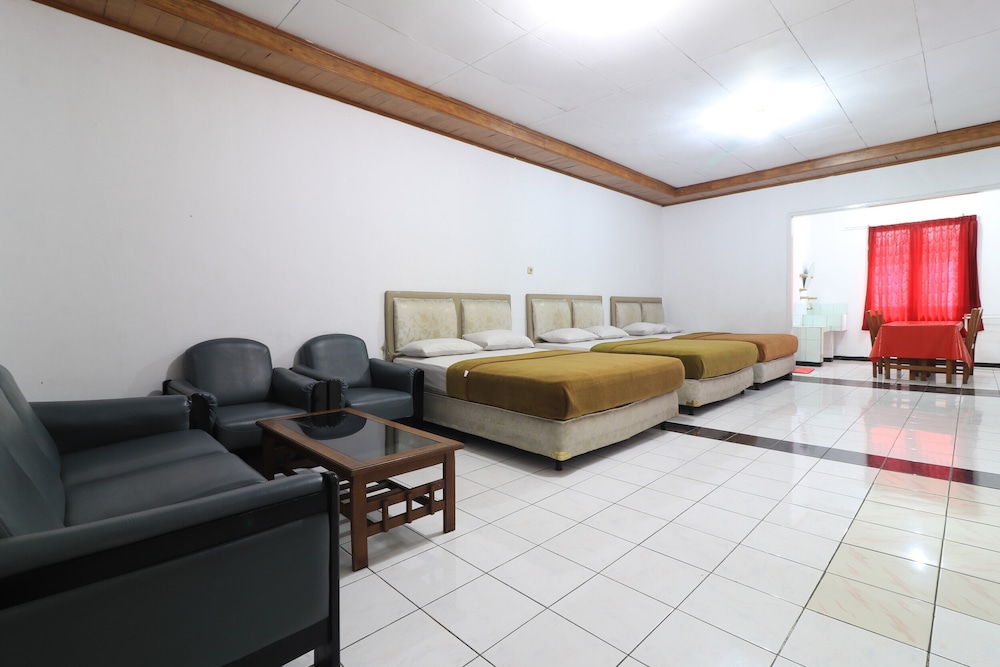 Abang Hotel Ciwidey 39/58