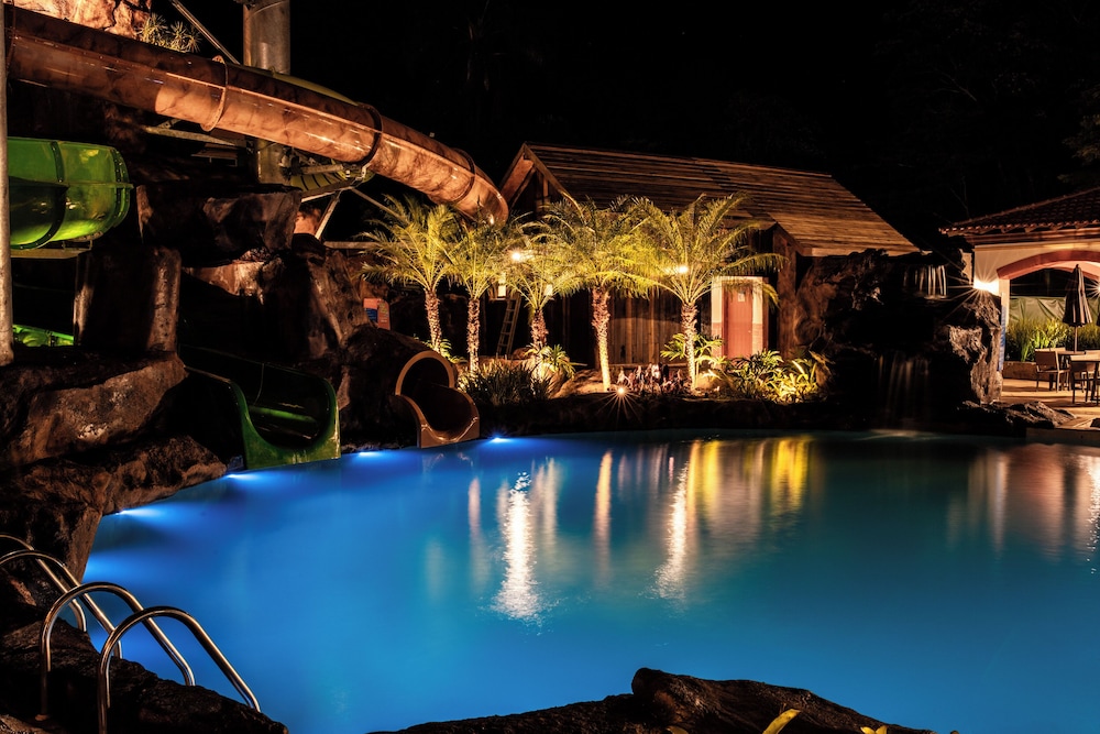 Taua Resort & Convention Caete 42/45