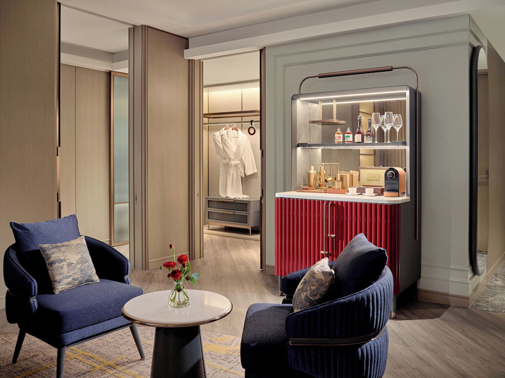 Fairmont Hanoi 78/102