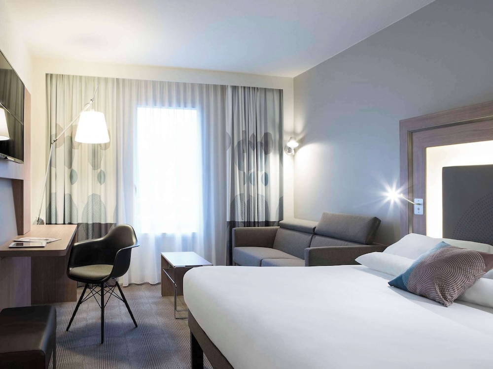 Superior, Queen Bed