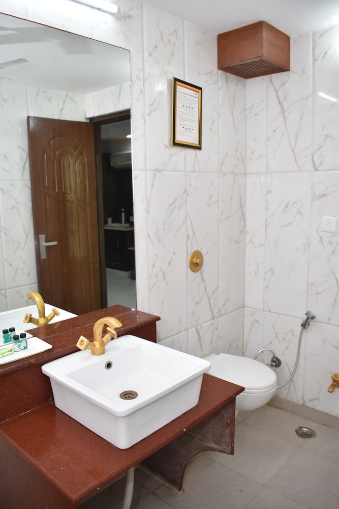 SUN HOTEL AGRA 50/50